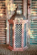 Romantische lantaarn met bloemetjes / 56 cm hoog, Huis en Inrichting, Ophalen, Hout, 50 tot 75 cm