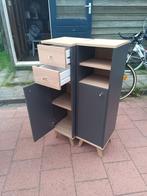 2 kasten, Huis en Inrichting, Kasten | Roldeurkasten en Archiefkasten, Ophalen, Zo goed als nieuw, 25 tot 50 cm, Minder dan 50 cm