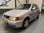 Volkswagen Polo 1.6 75PK LM-velgen|Stuurbekrachtiging, 450 kg, Gebruikt, 4 cilinders, Origineel Nederlands