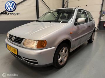 Volkswagen Polo 1.6 75PK LM-velgen|Stuurbekrachtiging beschikbaar voor biedingen