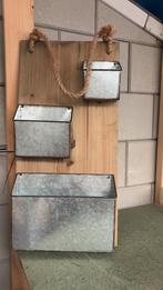 Wanddecoratie met metalen bakjes, Huis en Inrichting, Woonaccessoires | Overige, Ophalen of Verzenden, Zo goed als nieuw