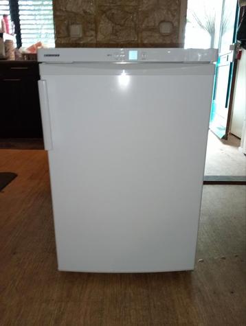 Liebherr vriezer 3 laden z.g.a.n -A label energie zuinig !!! beschikbaar voor biedingen