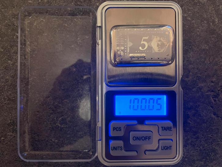 100 gram .999 Zilverbaar Niue, Postzegels en Munten, Edelmetalen en Baren, Zilver, Verzenden