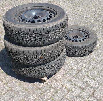 winterbanden Opel 215/60 R16 velgen cross polo vw beschikbaar voor biedingen