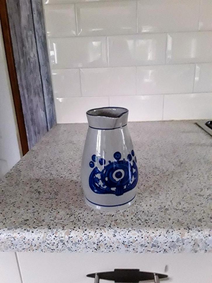 Keuls aardewerk karafje., Antiek en Kunst, Antiek | Keramiek en Aardewerk, Ophalen of Verzenden