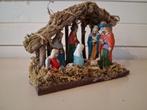 Kerststalletje hout met aardewerk figuurtjes, Ophalen of Verzenden, Gebruikt