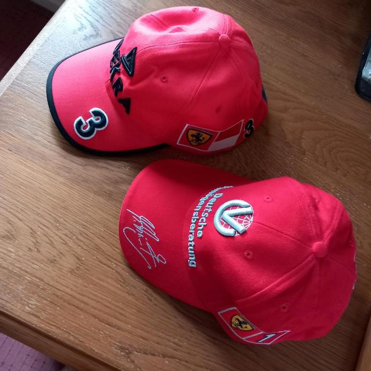 Originele Michael Schumacher Caps 1998 en 2001 - Nieuwstaat!, Kleding | Heren, Hoeden en Petten, Nieuw, Pet, One size fits all