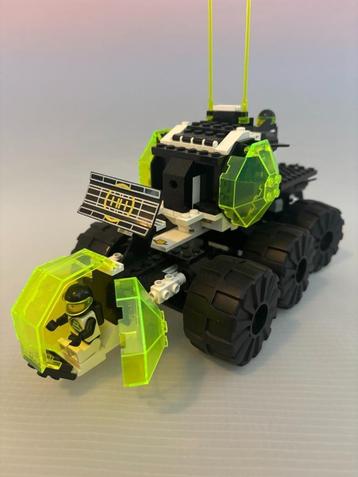 6933 LEGO Blacktron 2 Spectral Starguider beschikbaar voor biedingen