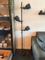 Ikea hektar staande lamp, Huis en Inrichting, Lampen | Vloerlampen, Ophalen, Zo goed als nieuw, Metaal, 150 tot 200 cm
