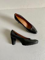 i524 Voltan: maat 38 lak-leren pumps schoenen hak zwart leer, Kleding | Dames, Schoenen, Zwart, Voltan, Ophalen of Verzenden, Zo goed als nieuw