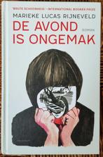 De avond is ongemak - Marieke Lucas Rijneveld - IZGST, Boeken, Literatuur, Ophalen of Verzenden, Zo goed als nieuw, Marieke Lucas Rijneveld