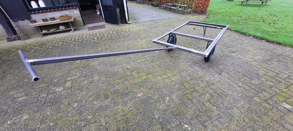 Carnavalswagen Trekkar Onderstel, Hobby en Vrije tijd, Feestartikelen, Carnaval, Ophalen