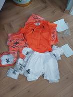 54 stuks voetbal outfit Nederland kinderen / volwassenen, Ophalen of Verzenden, A, A, A