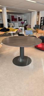 Leolux Columna eettafel 120cm, Ophalen of Verzenden, Zo goed als nieuw