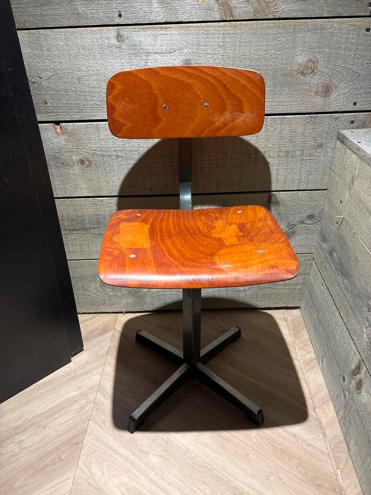 Vintage Retro Schoolstoel Kind, Huis en Inrichting, Stoelen, Gebruikt, Eén, Hout, Bruin, Ophalen of Verzenden