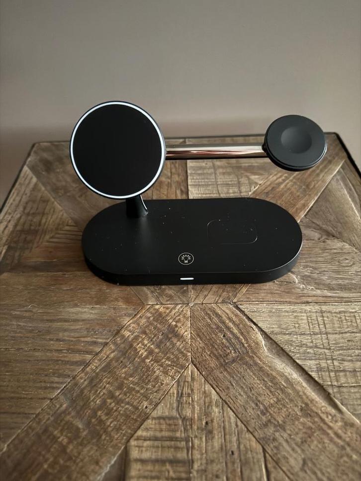 3 in 1 oplader iPhone, Telecommunicatie, Mobiele telefoons | Telefoon-opladers, Zo goed als nieuw, Apple iPhone, Ophalen of Verzenden