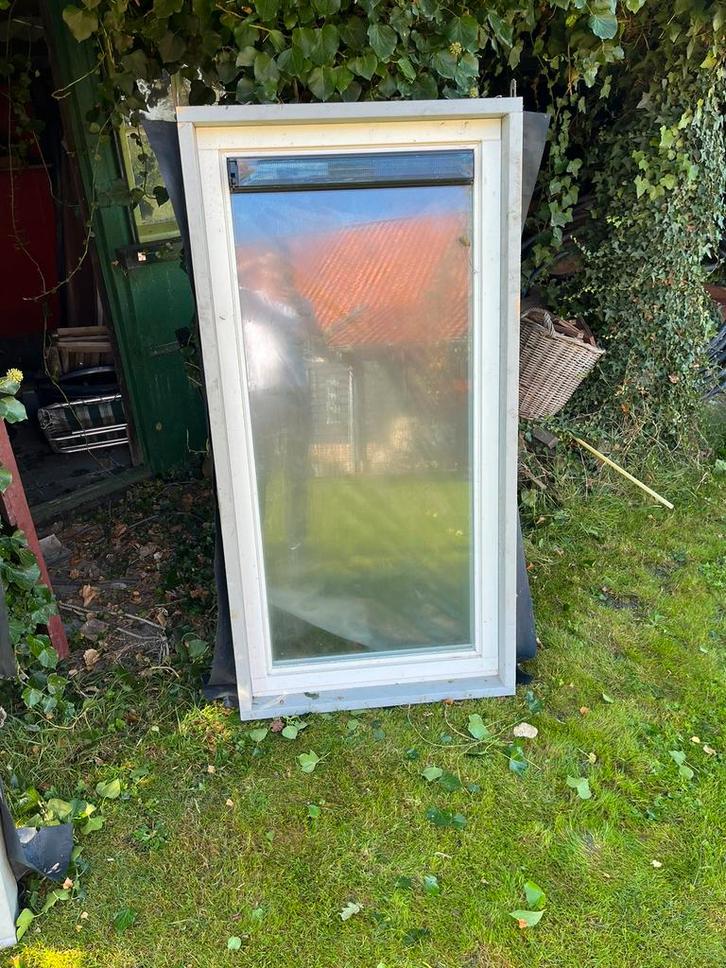 5 nieuwe houten kozijnen, 2 houten kozijnen 1 jaar gebruikt, Doe-het-zelf en Verbouw, Kozijnen en Schuifpuien, Zo goed als nieuw