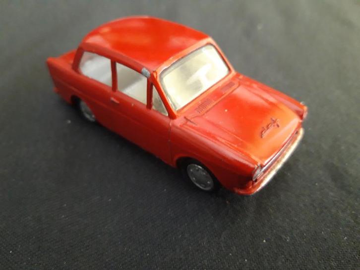 Daffodil type 32 rood - Lion Car - nieuwstaat, Hobby en Vrije tijd, Modelauto's | 1:43, Zo goed als nieuw, Auto, Overige merken