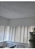 Houten Jaloezieën 50 mm breed wit met zwarte Band, Huis en Inrichting, Stoffering | Gordijnen en Lamellen, Gebruikt, 100 tot 150 cm