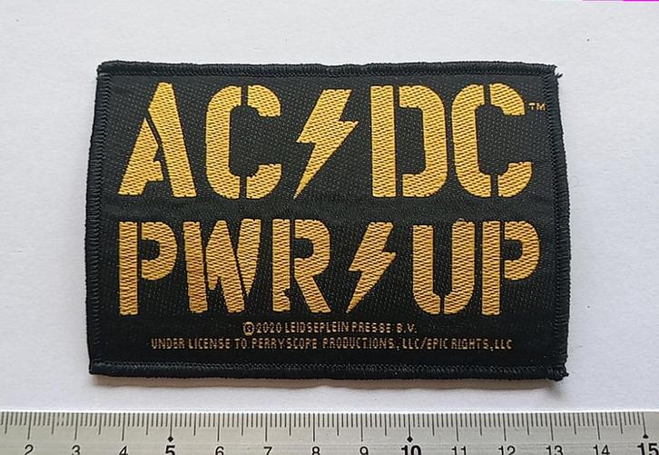 AC/DC vrij mooie  en nieuwe power up patch 114, Verzamelen, Muziek, Artiesten en Beroemdheden, Nieuw, Kleding, Verzenden