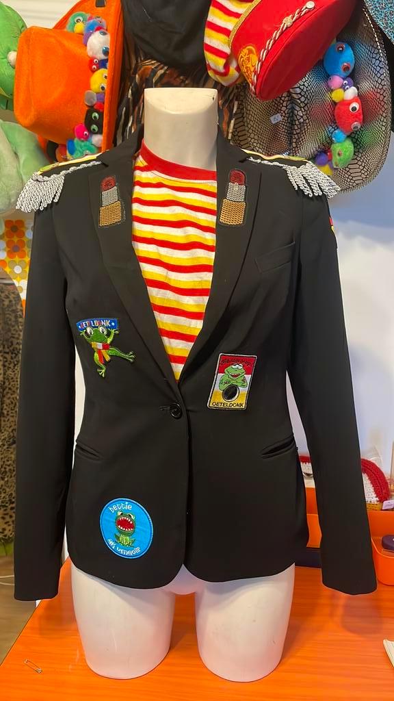 Oeteldobk jas dames maat 36, Kleding | Dames, Carnavalskleding en Feestkleding, Zo goed als nieuw, Kleding, Carnaval, Maat 36 (S)