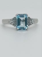 Zilveren ring met hemelsblauwe topaas, Sieraden, Tassen en Uiterlijk, Ringen, Nieuw, 17 tot 18, Zilver, Zilver