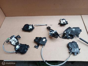 Deurslot Range Rover L405 Deur Slot Mechaniek beschikbaar voor biedingen