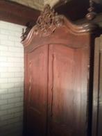 BIEDERMEIER GROTE GRENEN LINNENKAST MET HOUTSNIJWERK, Ophalen