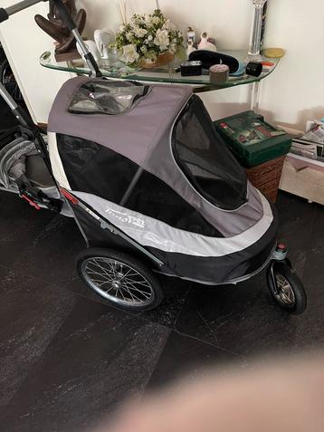 Nog keurige Innopet Sporty de luxe met fietsstang beschikbaar voor biedingen