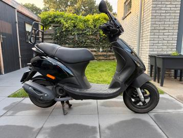 Piaggio Zip 2022 E5 beschikbaar voor biedingen