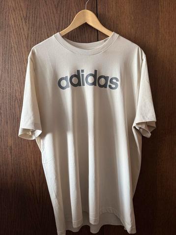 Nieuw Adidas shirt XL (valt als XXL) beschikbaar voor biedingen