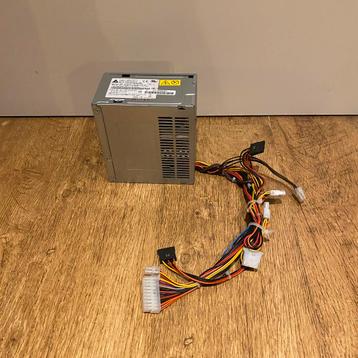 Delta Electronics 300 watt Desktop voeding beschikbaar voor biedingen
