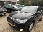 Mitsubishi Outlander 2.0 PHEV Instyle+ EXPORT, Auto's, Mitsubishi, Stof, Zwart, 4 cilinders, Stoelverwarming
