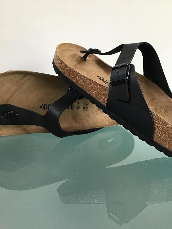 GRATIS VERZENDEN | BIRKENSTOCK Nieuwe zwarte slippers 46, Kleding | Heren, Schoenen, Nieuw, Slippers, Zwart, Verzenden