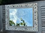 Brocante spiegel opengewerkte lijst gemêleerd wit, Huis en Inrichting, Woonaccessoires | Spiegels, Minder dan 50 cm, Ophalen of Verzenden