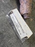 WWII US purifying material 4 cubes, Ophalen of Verzenden, Amerika, Embleem of Badge