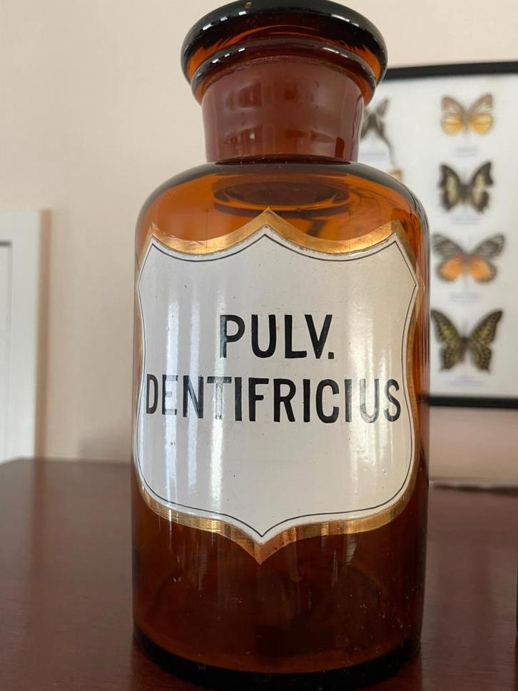 Drie mooie grote apothekerspotten uit Groningen, Antiek en Kunst, Antiek | Glas en Kristal, Ophalen of Verzenden