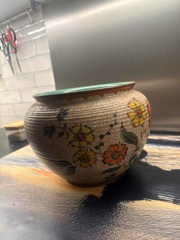 Antieke Plateelbakkerij Zuid-Holland Gouda Vaas Bloemen beschikbaar voor biedingen