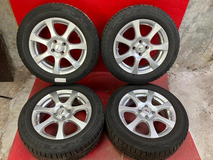 Winterbanden Dacia Jogger / Sandero Stepway 205/60R16, Auto-onderdelen, Banden en Velgen, Banden en Velgen, Winterbanden, 16 inch