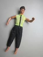 Mattel Ken man Barbie pop Taiwan 1968 op rug- knikknieën, Verzamelen, Poppen, Ophalen of Verzenden, Zo goed als nieuw, Fashion Doll