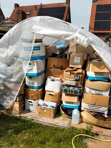 Super grote partij rommelmarktspullen, +/- 2700 stuks beschikbaar voor biedingen