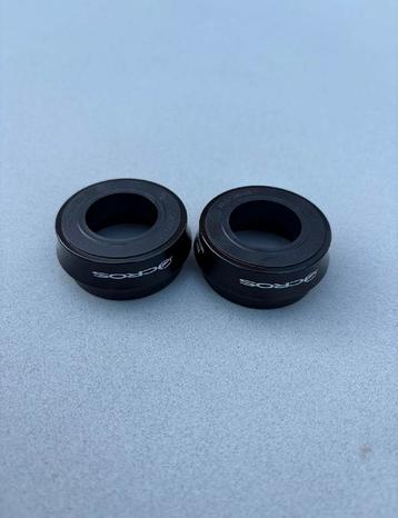 Acros 30 mm to 24 mm beschikbaar voor biedingen