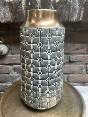 Prachtige grote vaas 35cm hoog doorsnee 17cm retro look! beschikbaar voor biedingen