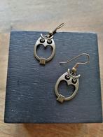 Nieuwe metalen oorbellen in de vorm van een gestileerde uil, Sieraden, Tassen en Uiterlijk, Oorbellen, Overige materialen, Hangers