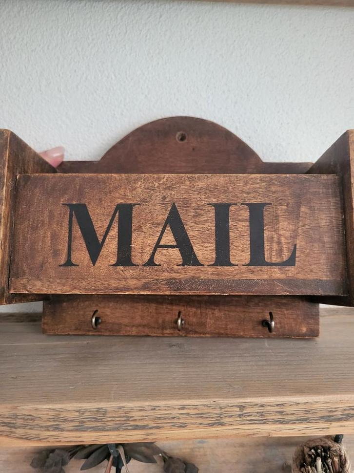 Vintage Houten Brievenhouder met Sleutelhaken, Antiek en Kunst, Antiek | Woonaccessoires, Ophalen of Verzenden