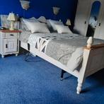 Mooi bed 160x200cm met nachtkastjes en verstelb lattenbodem, Huis en Inrichting, Slaapkamer | Complete slaapkamers, Landelijk