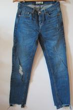 Frayed hem jeans (Stradivarius), Kleding | Dames, Spijkerbroeken en Jeans, Blauw, Nieuw, Ophalen of Verzenden, W27 (confectie 34) of kleiner