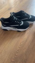 Dior b22, Sport en Fitness, Loopsport en Atletiek, Verzenden, Zo goed als nieuw, Hardloopschoenen, Overige merken