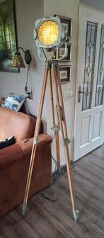 Mooie vintage theaterlamp op verstelbaar statief., Ophalen, Hout, Minder dan 100 cm