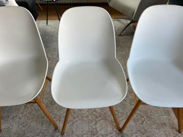 Eetkamerstoelen, drie stuks, van Zuiver beschikbaar voor biedingen